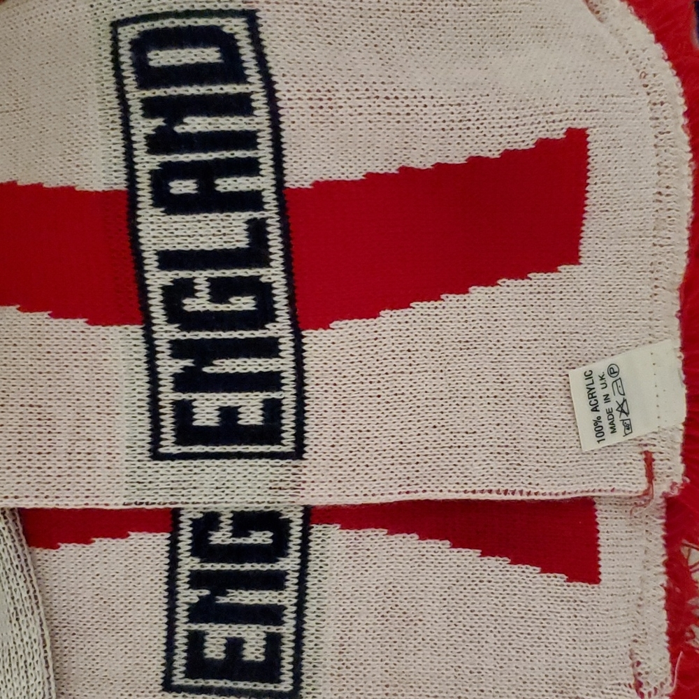 England Scarf - Picture 4 of 4